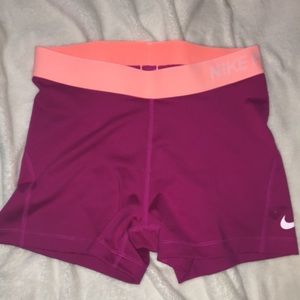 Nike pro